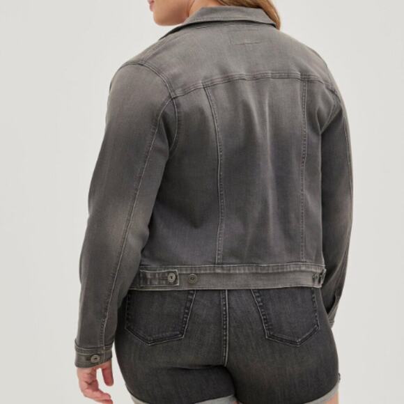 Torrid Trucker Denim Jacket Super Soft -Grey Wash - torrid size 0 (L/12) - Picture 3 of 9